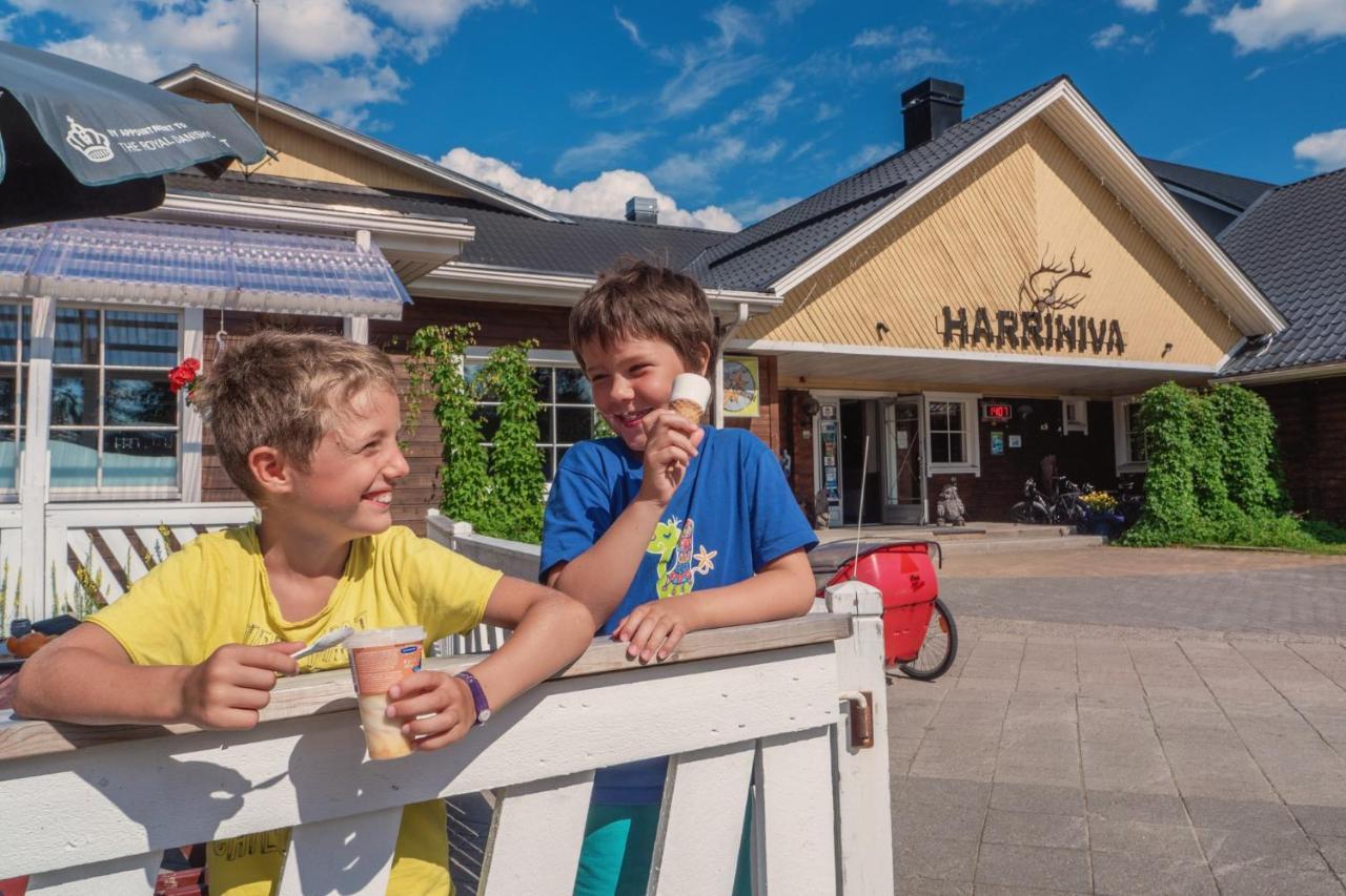 Harriniva Adventure Resort Cabins มัวนิโอ ภายนอก รูปภาพ