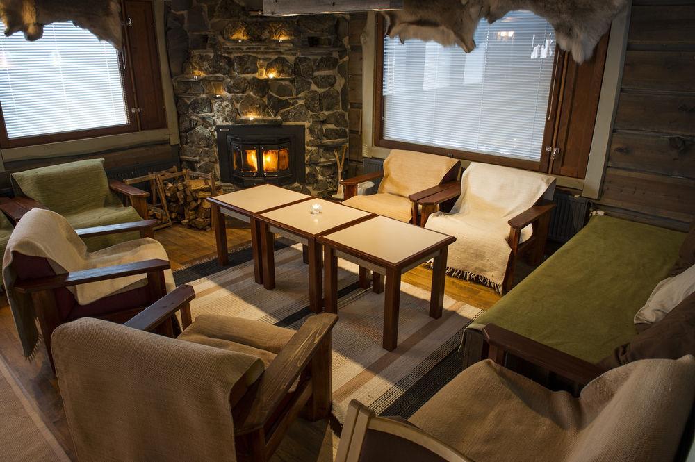 Harriniva Adventure Resort Cabins มัวนิโอ ภายนอก รูปภาพ