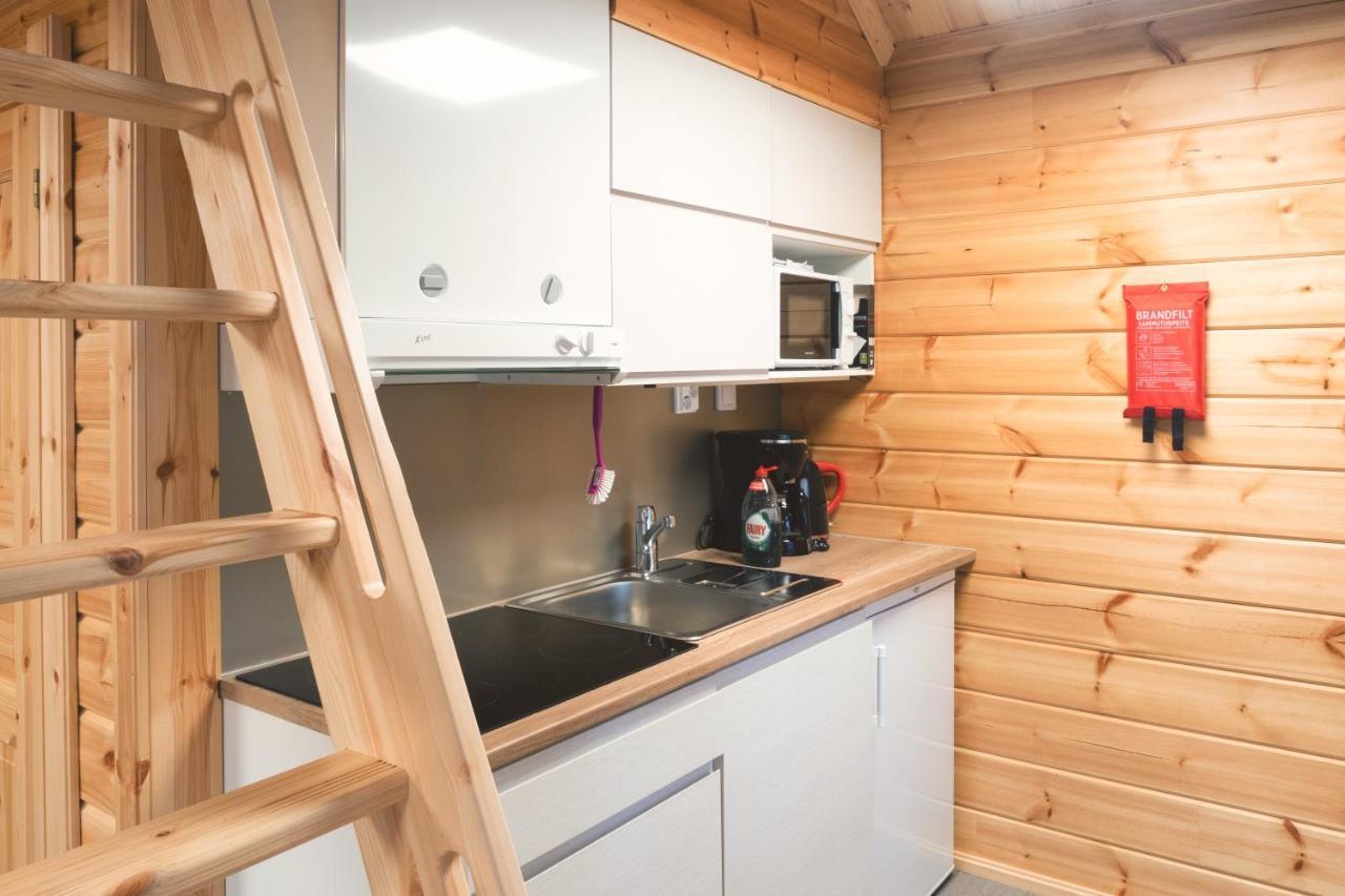 Harriniva Adventure Resort Cabins มัวนิโอ ภายนอก รูปภาพ
